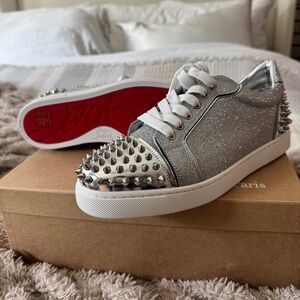 Christian Louboutin Vieira 2 Flat Sneakers